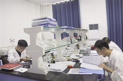 用好 金鑰匙 奮力打造一座化工新城 官莊工區(qū)黨工委書記黨建凱訪談實(shí)錄